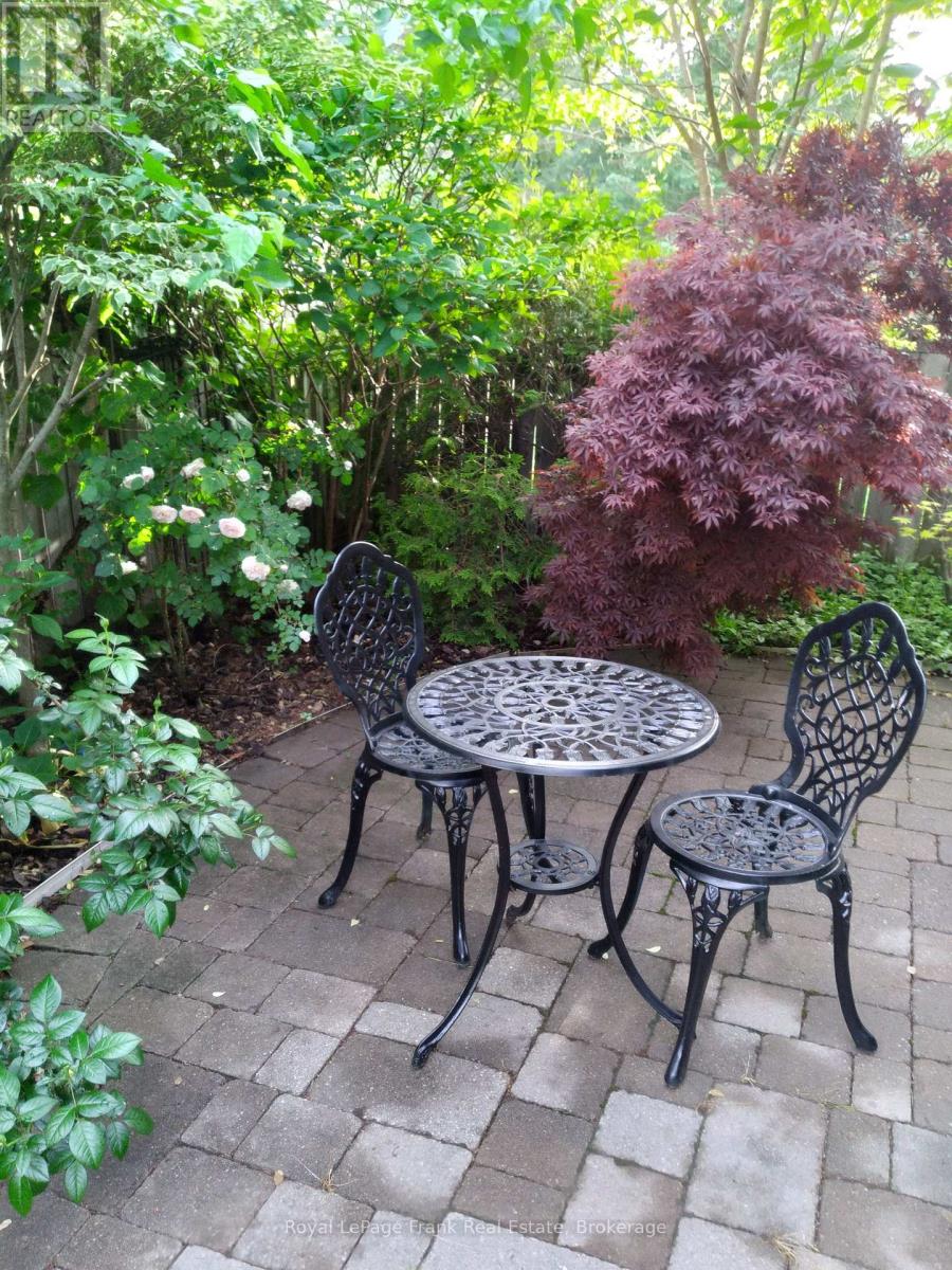 61 Frontier Drive, Niagara-On-The-Lake, Ontario  L0S 1J0 - Photo 30 - X12792488