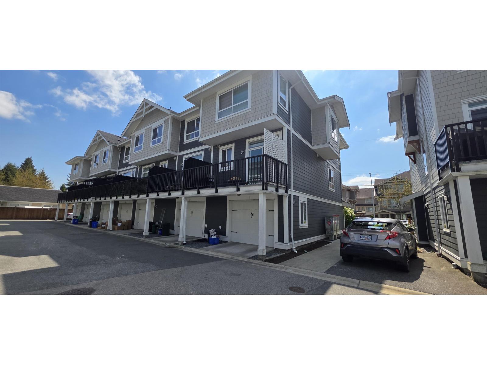 1 19753 55a Avenue, Langley, British Columbia  V3A 0J9 - Photo 3 - R3117564