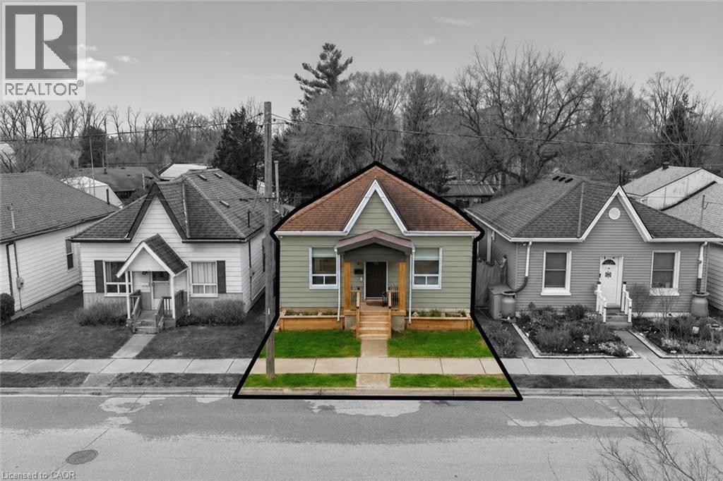 14 Holme Street, Brantford, Ontario  N3T 4Z6 - Photo 2 - 40819067