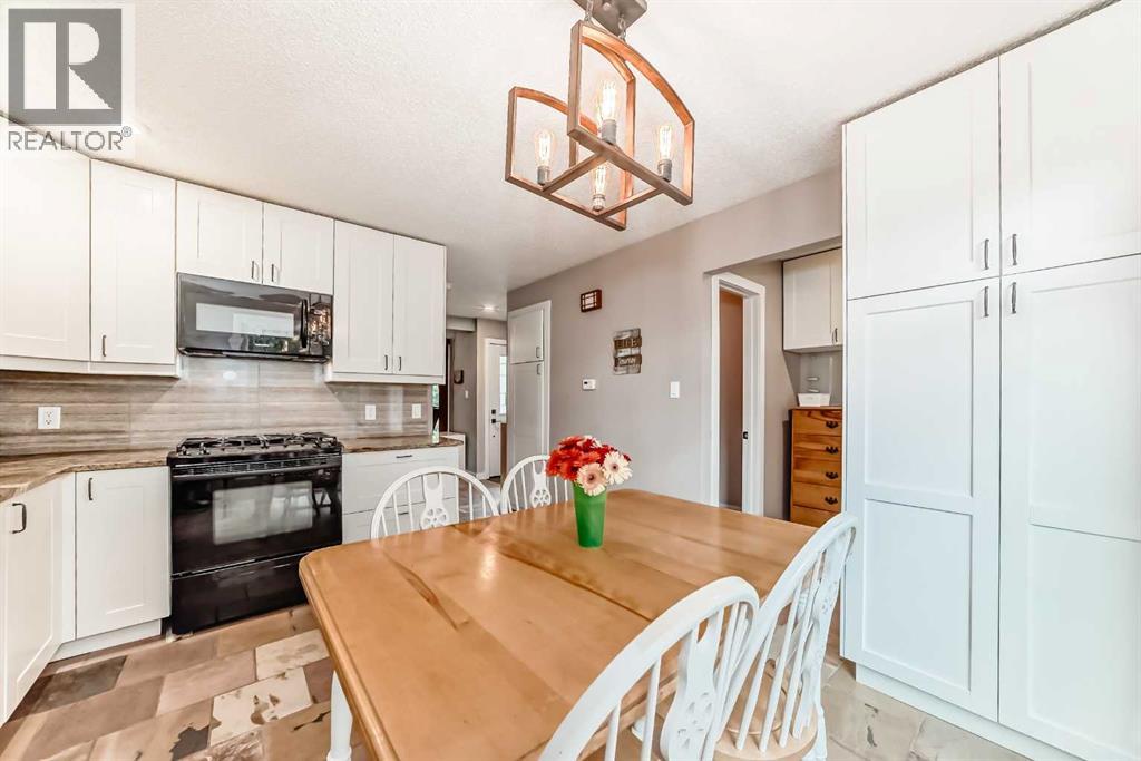 6739 Coach Hill Road Sw, Calgary, Alberta  T3H 1V7 - Photo 8 - A2292942
