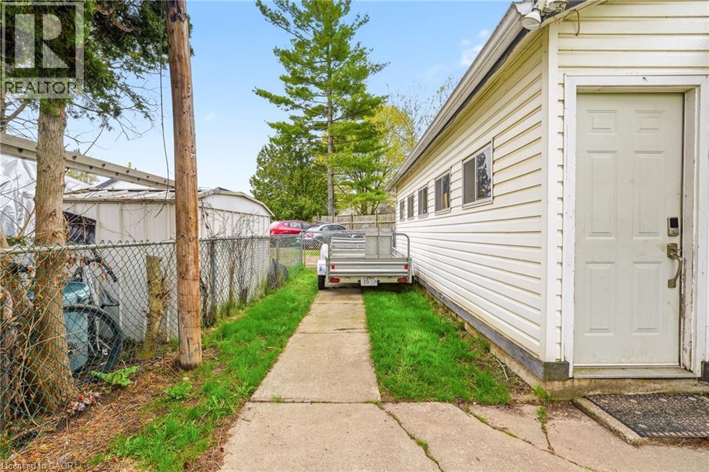 14 Holme Street, Brantford, Ontario  N3T 4Z6 - Photo 30 - 40819067