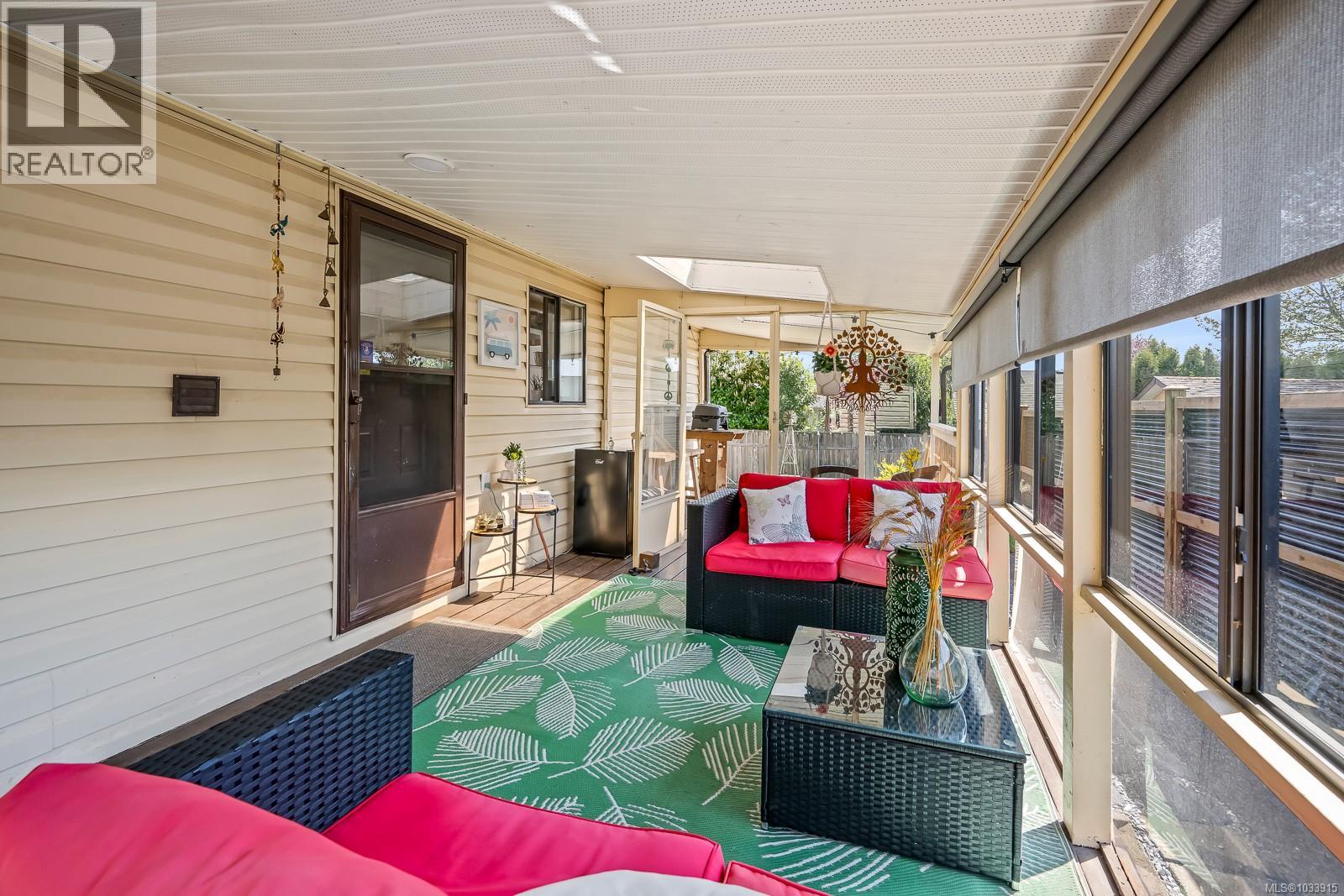 2301 6th St E, Courtenay, British Columbia  V9N 7T8 - Photo 2 - 1033915