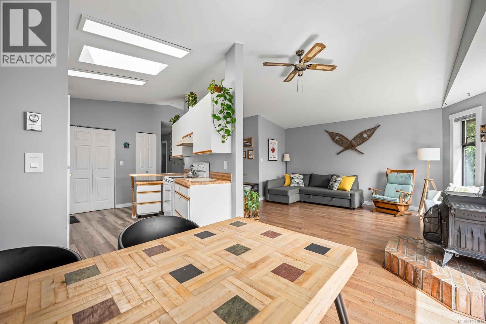 2301 6th St E, Courtenay, British Columbia  V9N 7T8 - Photo 9 - 1033915