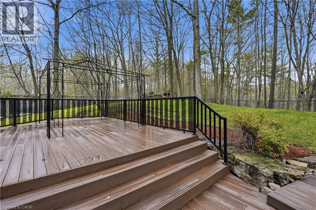 1121 Forestvale Drive, Burlington, Ontario  L7P 4W3 - Photo 42 - 40824925