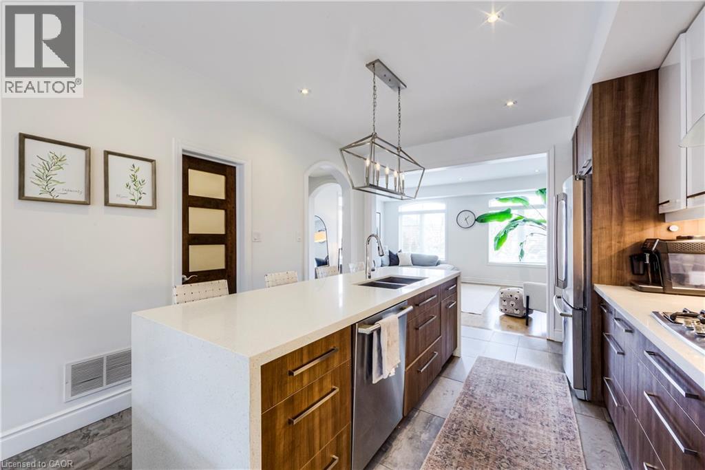 321 Dalesford Road, Toronto, Ontario  M8Y 1G8 - Photo 16 - 40825267