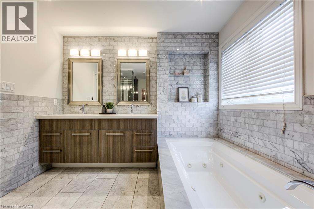 321 Dalesford Road, Toronto, Ontario  M8Y 1G8 - Photo 32 - 40825267