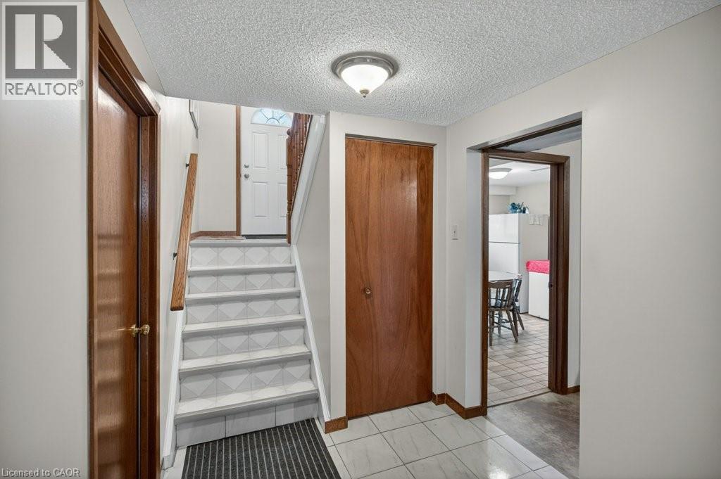 190 Deschene Avenue, Hamilton, Ontario  L9A 3K2 - Photo 28 - 40825348