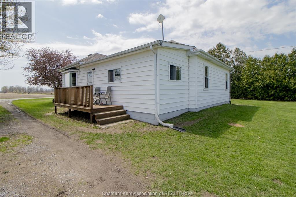 7621 Langstaff Line, Wallaceburg, Ontario  N8A 4L1 - Photo 4 - 26008872