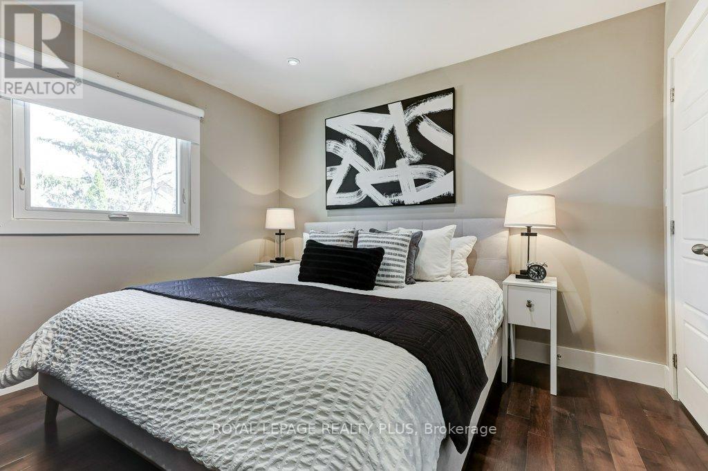 55 Rhodes Avenue, Toronto, Ontario  M4L 2Z8 - Photo 21 - E13057220