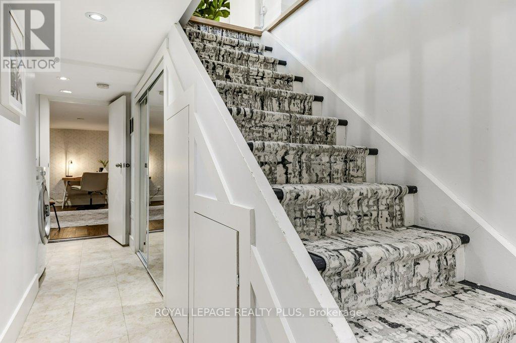 55 Rhodes Avenue, Toronto, Ontario  M4L 2Z8 - Photo 22 - E13057220