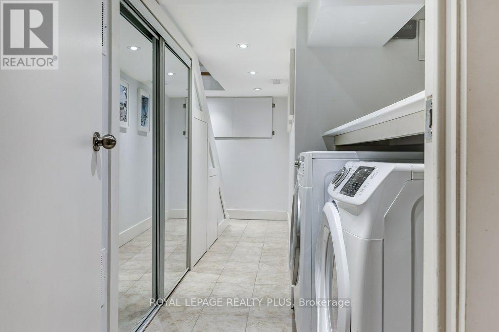 55 Rhodes Avenue, Toronto, Ontario  M4L 2Z8 - Photo 26 - E13057220