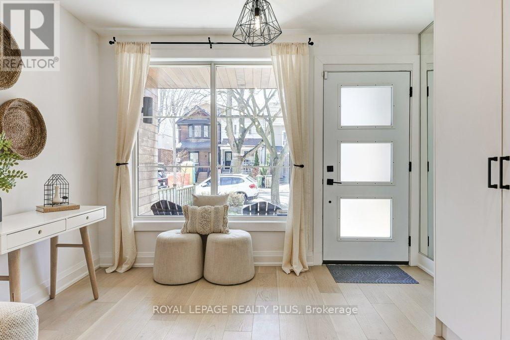 55 Rhodes Avenue, Toronto, Ontario  M4L 2Z8 - Photo 2 - E13057220