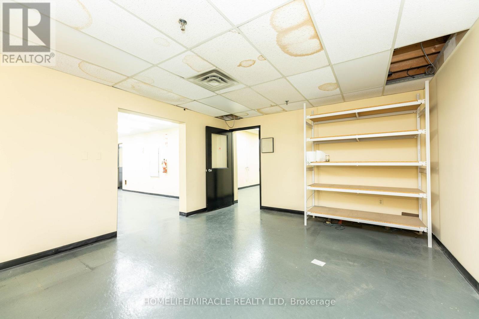 11 Automatic Road E, Brampton, Ontario  L6S 4K6 - Photo 18 - W13061758