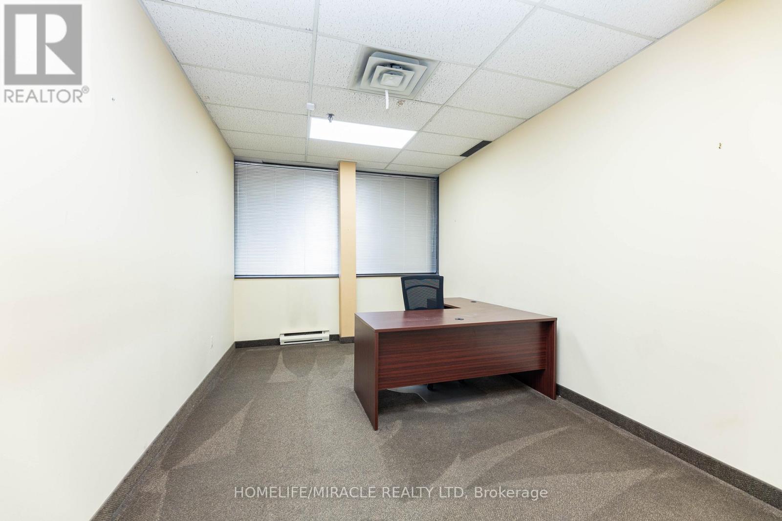 11 Automatic Road E, Brampton, Ontario  L6S 4K6 - Photo 8 - W13061758