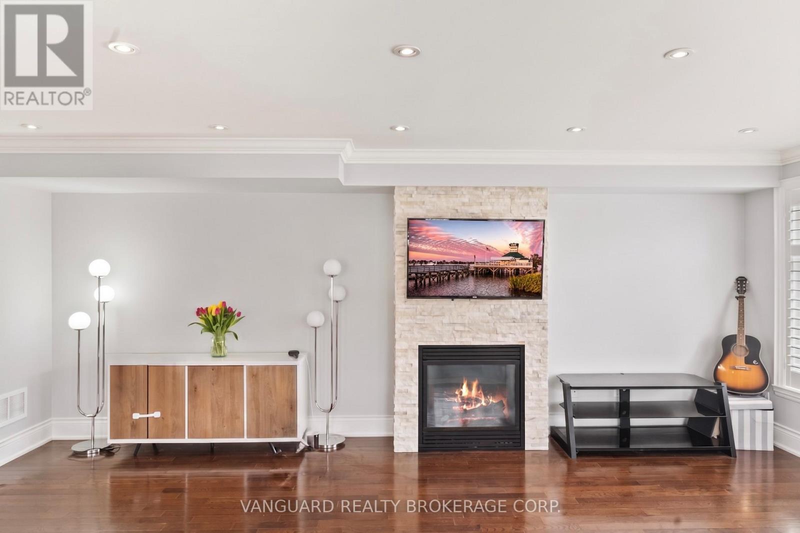106 St. George Street, Toronto, Ontario  M8Z 3Y7 - Photo 12 - W13061812