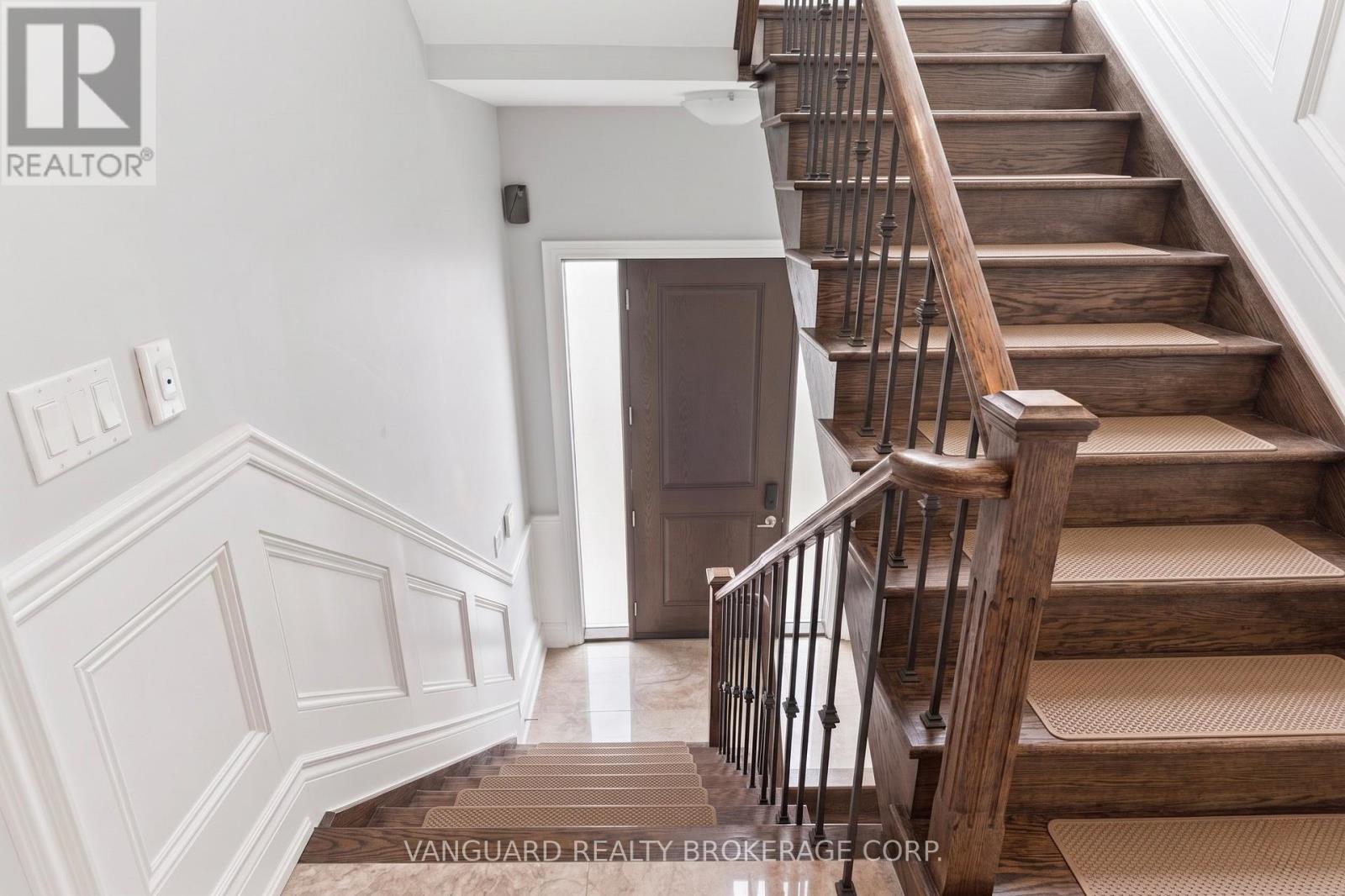106 St. George Street, Toronto, Ontario  M8Z 3Y7 - Photo 14 - W13061812