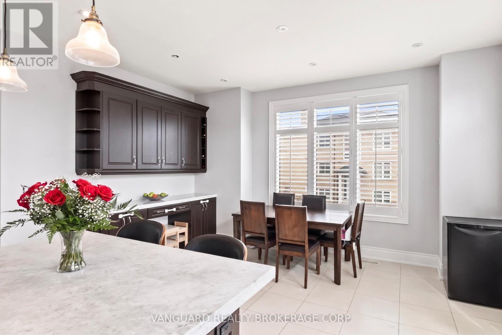 106 St. George Street, Toronto, Ontario  M8Z 3Y7 - Photo 8 - W13061812