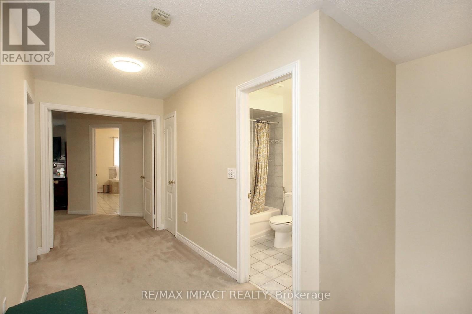 7303 Lantern Fly Hollow, Mississauga, Ontario  L5W 1K3 - Photo 20 - W13061926