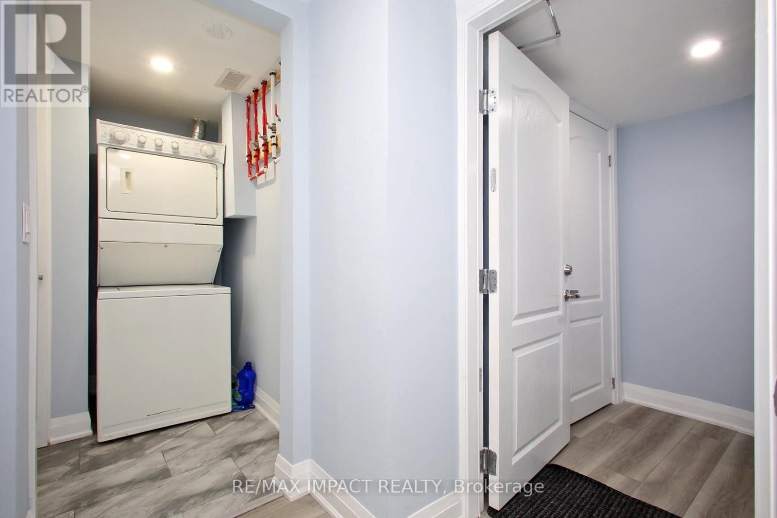 7303 Lantern Fly Hollow, Mississauga, Ontario  L5W 1K3 - Photo 28 - W13061926