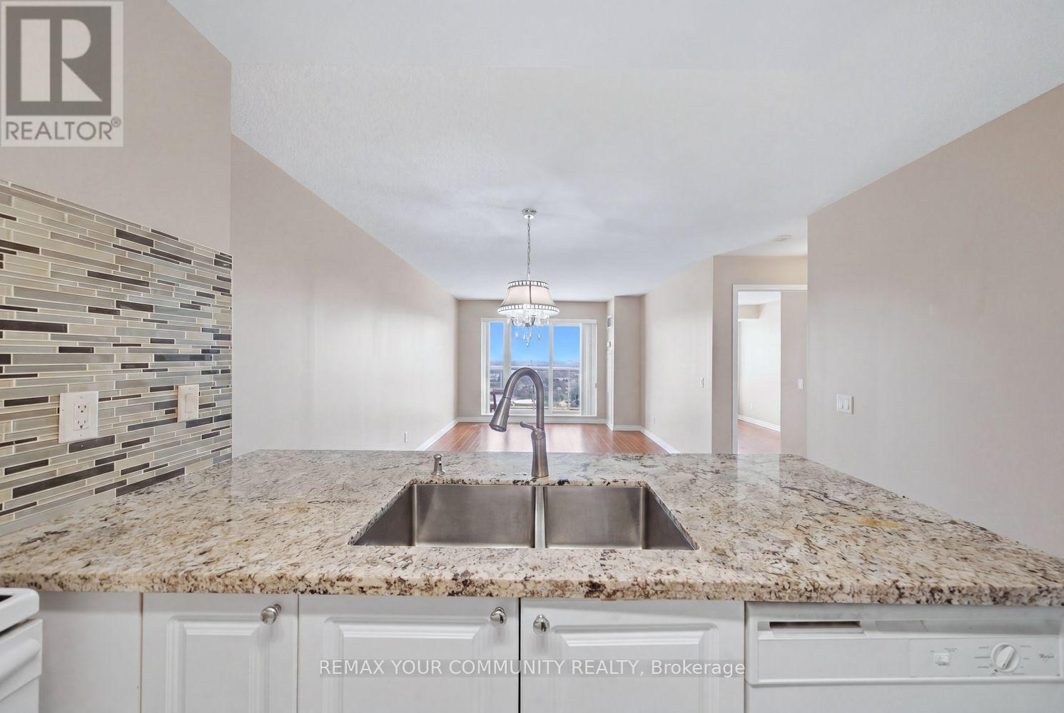 1116 - 25 Kingsbridge Garden Circle, Mississauga, Ontario  L5R 4B1 - Photo 11 - W13062020