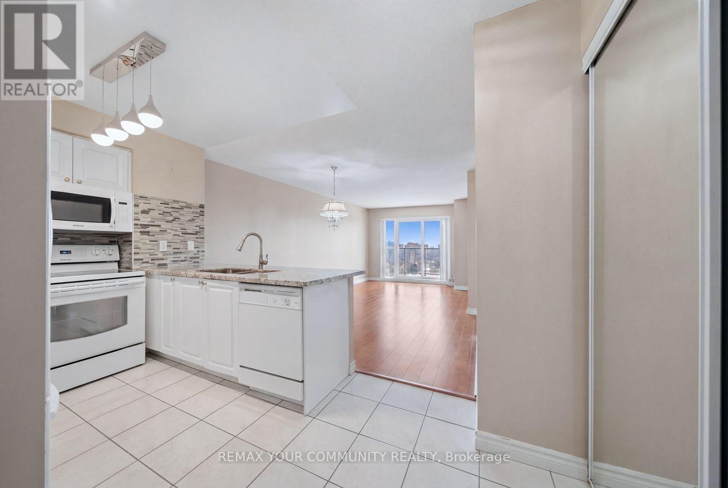 1116 - 25 Kingsbridge Garden Circle, Mississauga, Ontario  L5R 4B1 - Photo 5 - W13062020