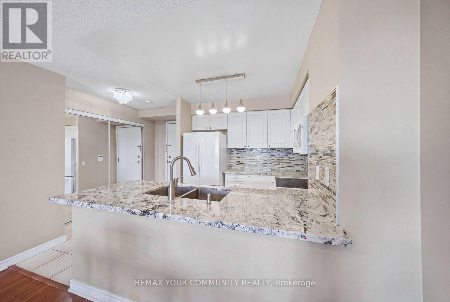 1116 - 25 Kingsbridge Garden Circle, Mississauga, Ontario  L5R 4B1 - Photo 8 - W13062020