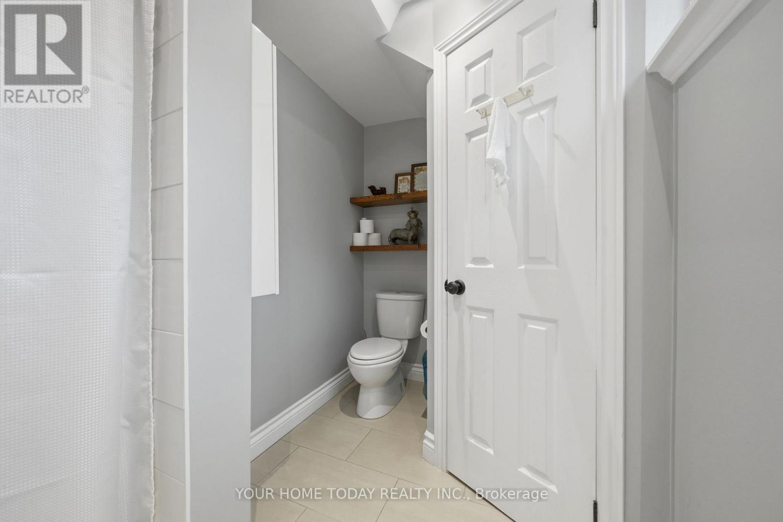 36 Queen Street, Halton Hills, Ontario  L7G 2E6 - Photo 25 - W13062040