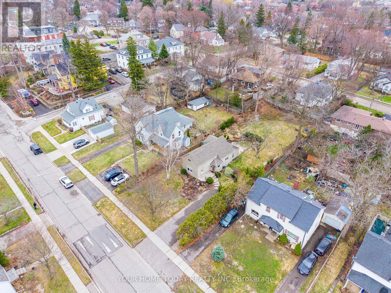 36 Queen Street, Halton Hills, Ontario  L7G 2E6 - Photo 37 - W13062040