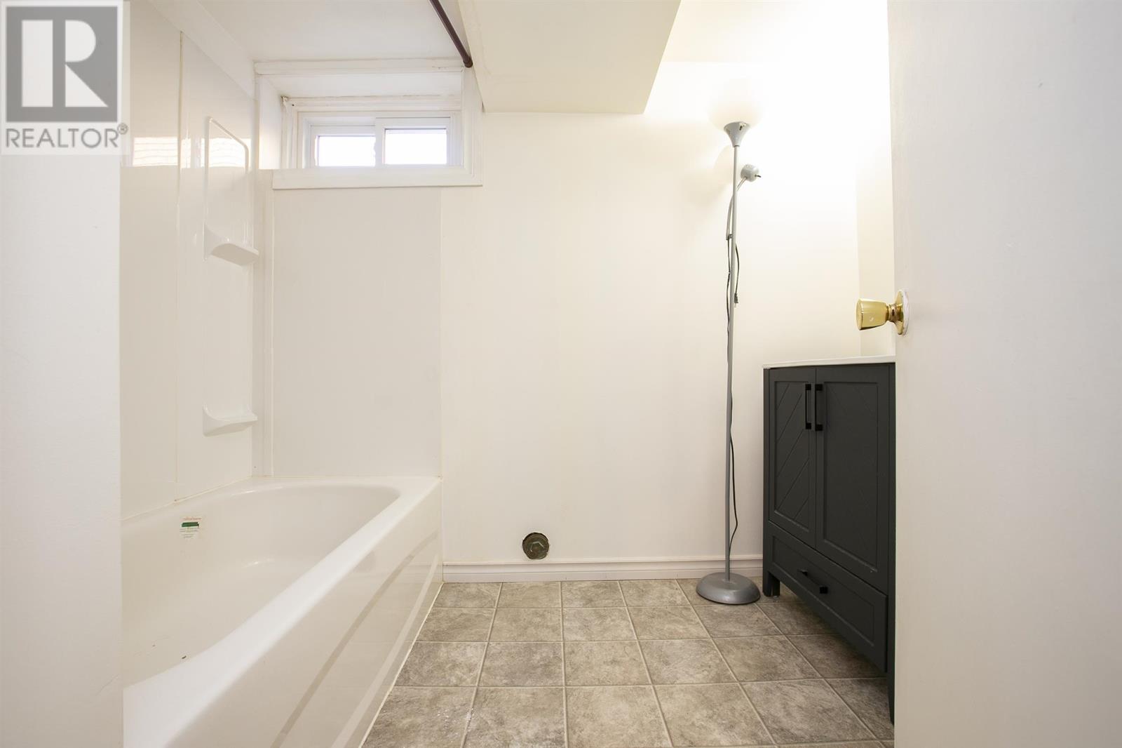 2 Winfield Dr, Sault Ste. Marie, Ontario  P6C 2M9 - Photo 45 - SM260779