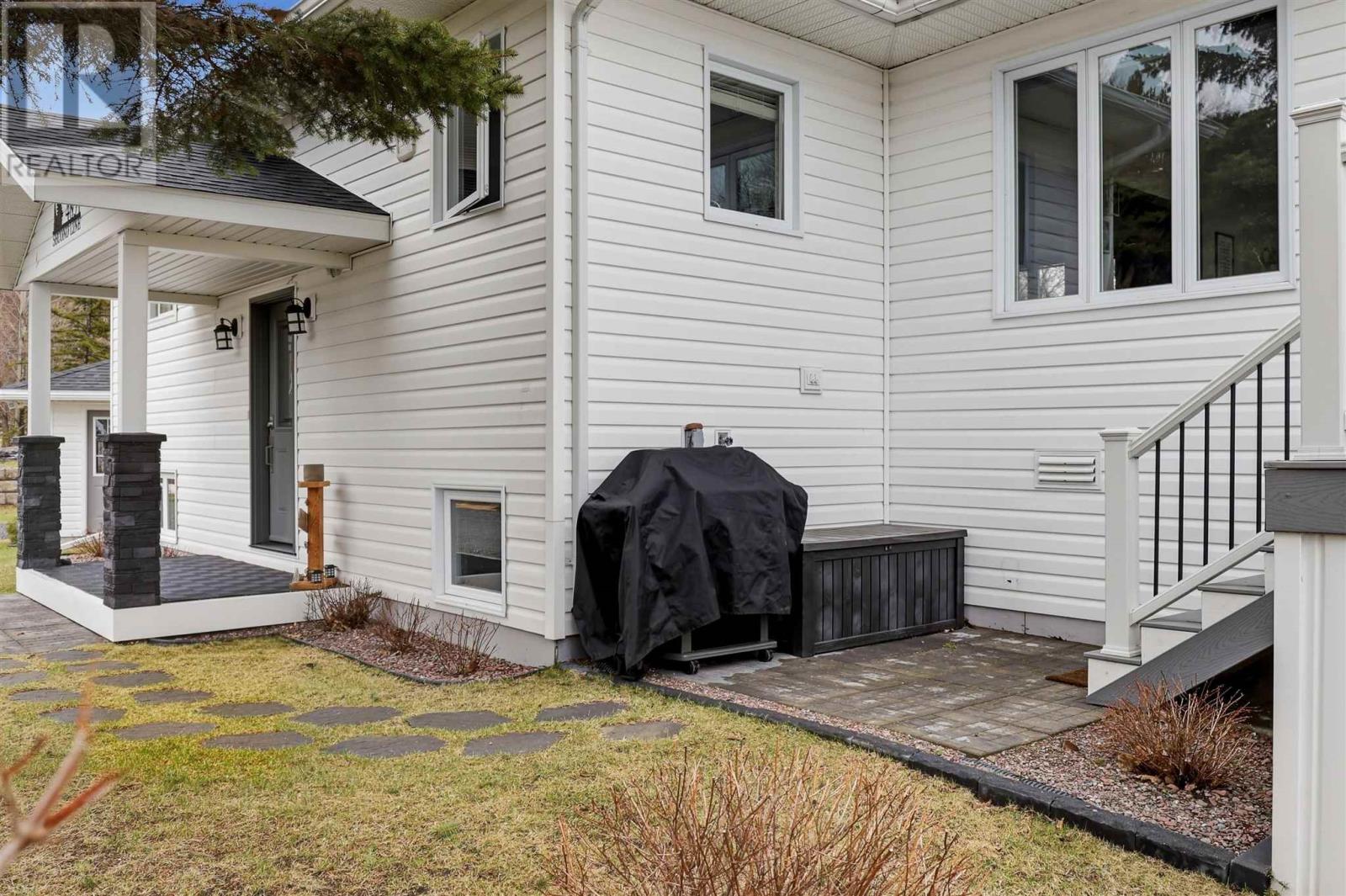 4851 Second Lin W, Sault Ste. Marie, Ontario  P6A 6K4 - Photo 12 - SM260812