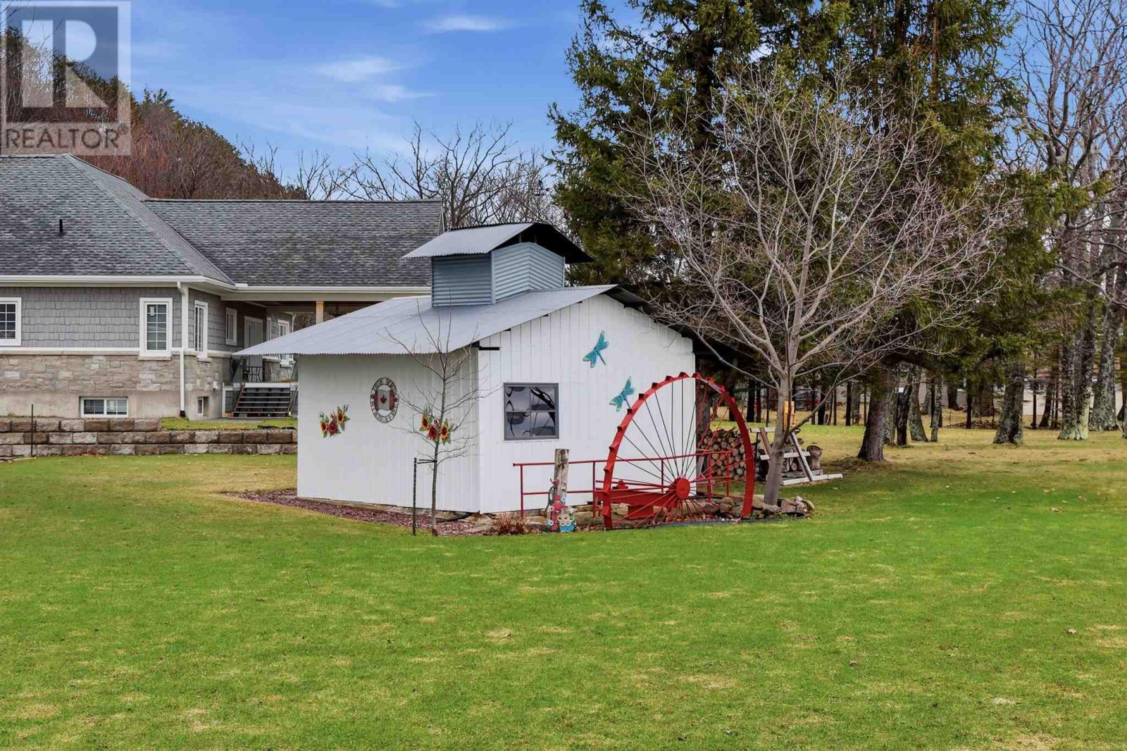 4851 Second Lin W, Sault Ste. Marie, Ontario  P6A 6K4 - Photo 35 - SM260812