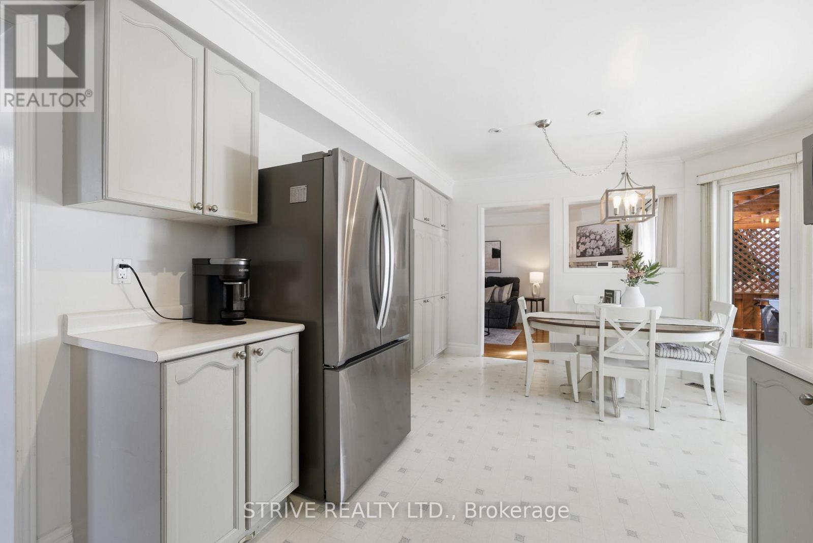 705 Carlisle Street, Cobourg, Ontario  K9A 5E4 - Photo 10 - X12819704