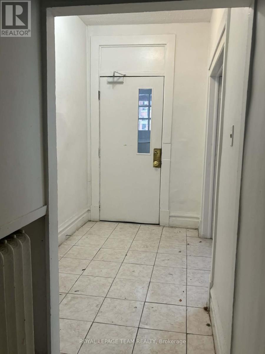 169 Holmwood Avenue, Ottawa, Ontario  K1S 2P3 - Photo 2 - X12673830