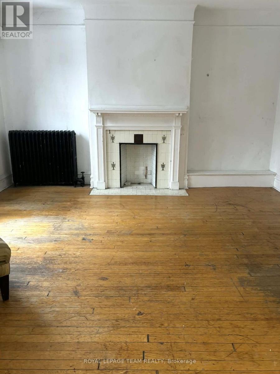 169 Holmwood Avenue, Ottawa, Ontario  K1S 2P3 - Photo 5 - X12673830