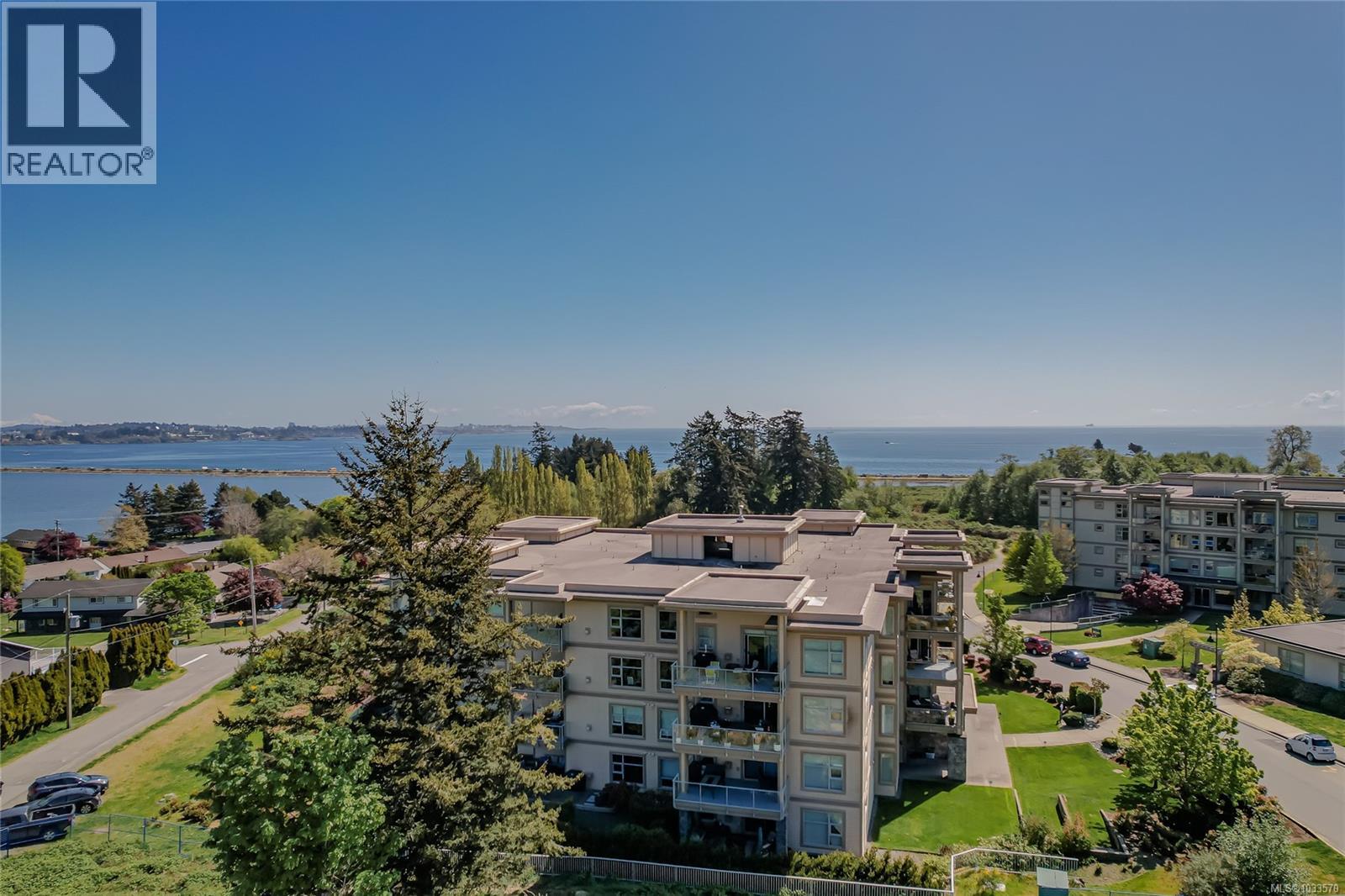 405 3223 Selleck Way, Colwood, British Columbia  V9C 3M8 - Photo 4 - 1033570