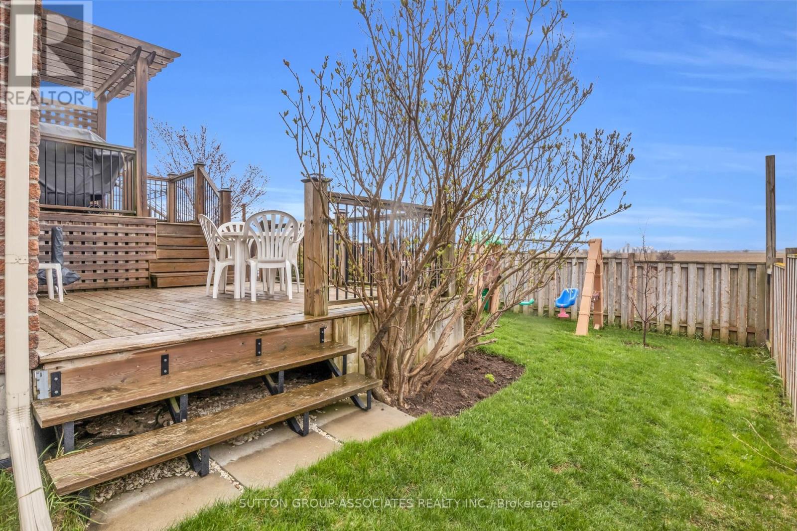 166 Maple Street, Mapleton, Ontario  N0G 1P0 - Photo 33 - X13061792