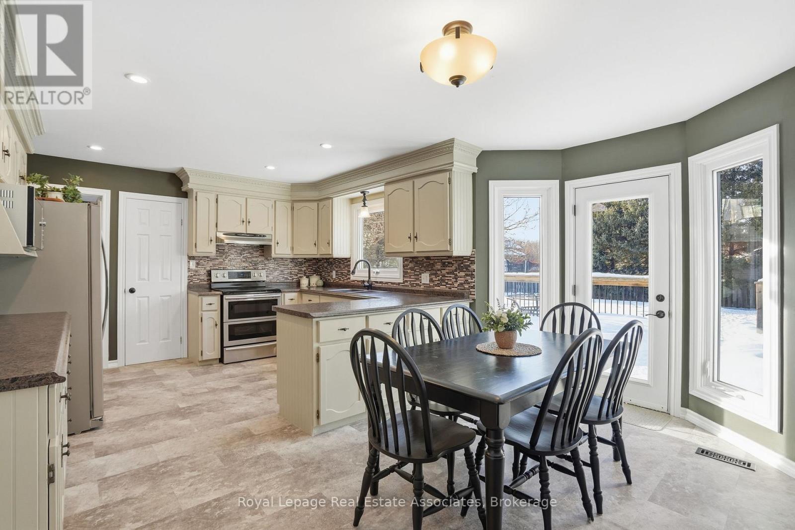 1 Meander Close, Hamilton, Ontario  L0R 1H1 - Photo 14 - X13062066