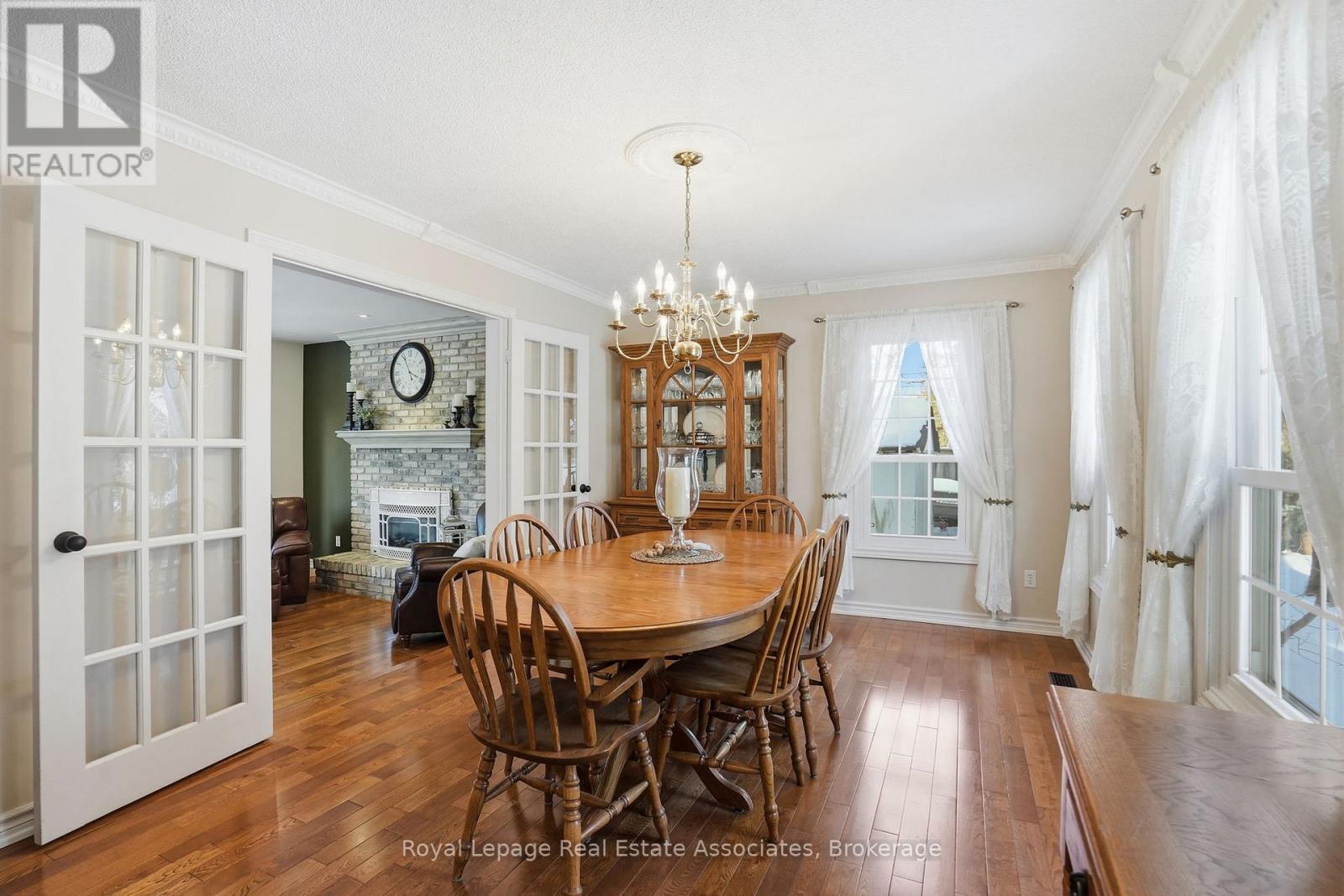 1 Meander Close, Hamilton, Ontario  L0R 1H1 - Photo 7 - X13062066