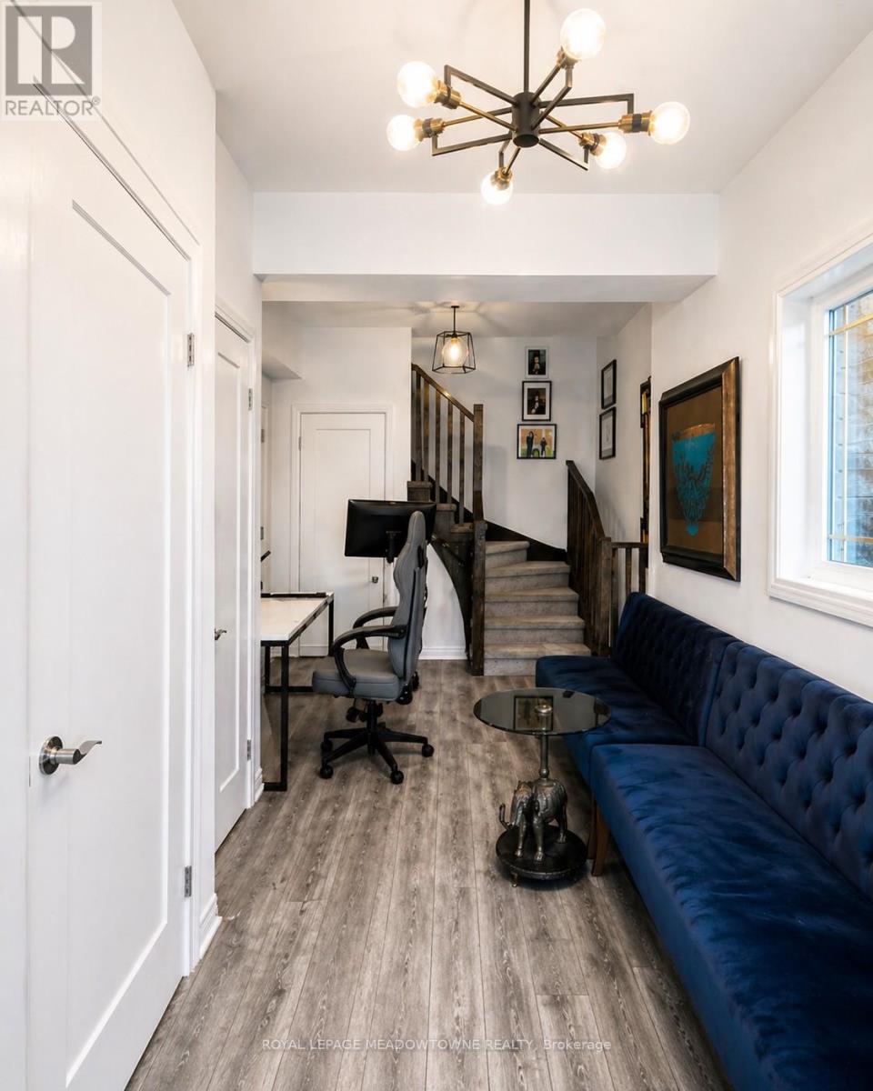 56 Waterlilly Way, Hamilton, Ontario  L0R 1P0 - Photo 3 - X13062100