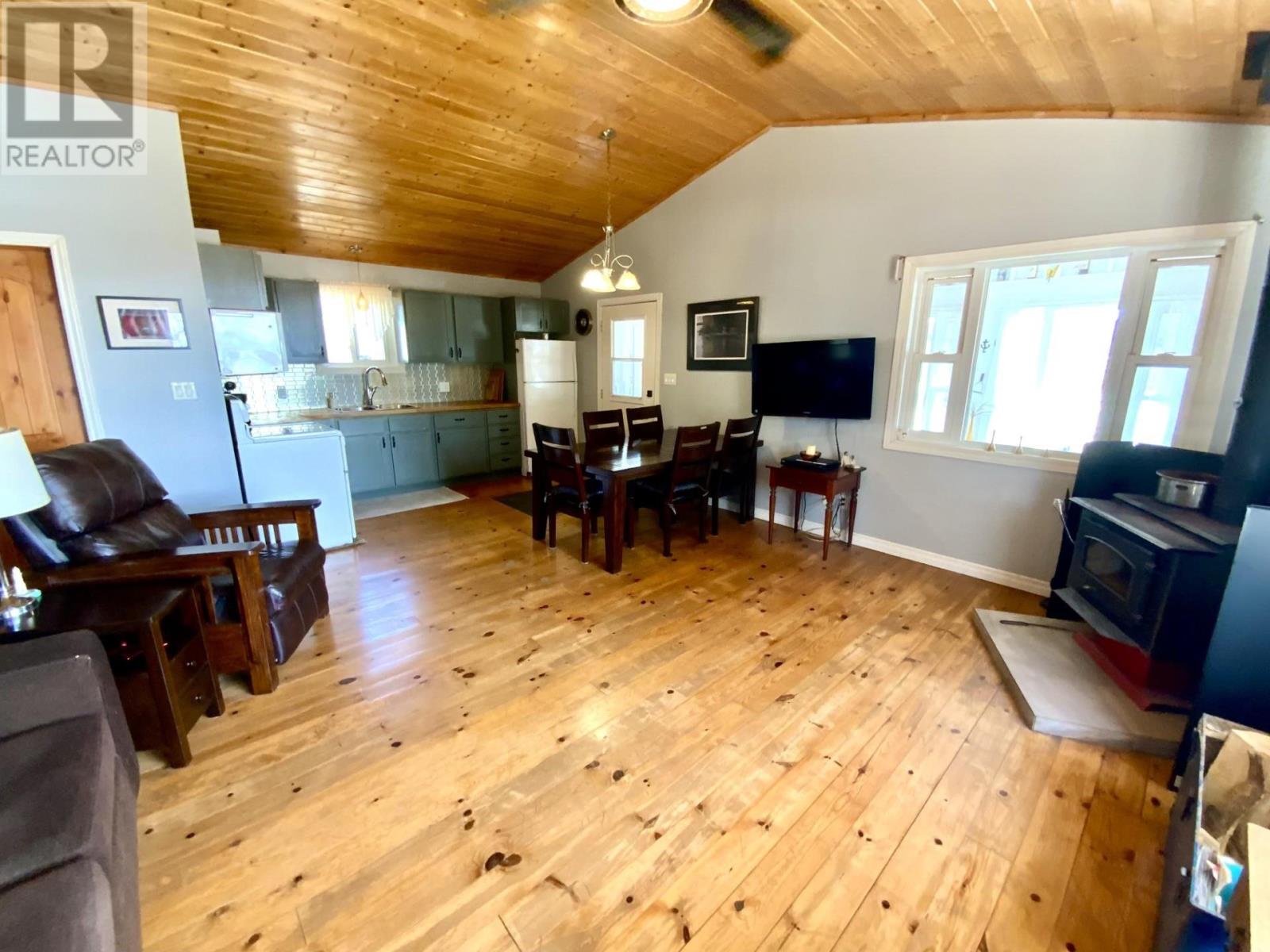 1978 Pineshores Rd, Goulais River, Ontario  P0S 1E0 - Photo 8 - SM260823