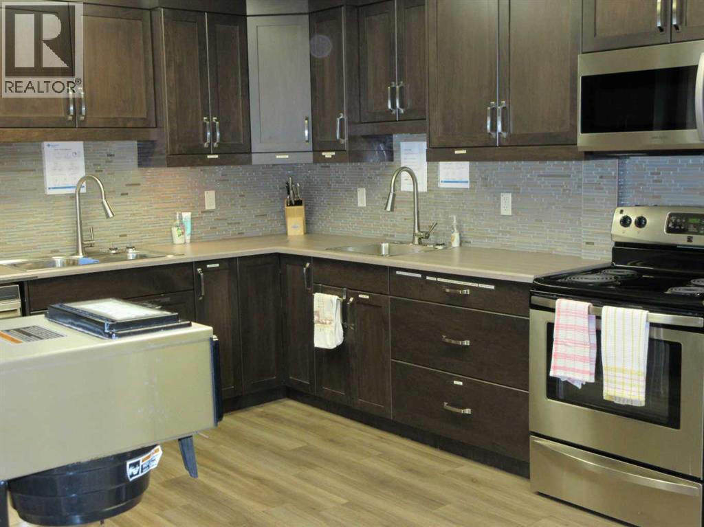 122 Chartwell Place Se, Medicine Hat, Alberta  T1B 0E4 - Photo 33 - A2303977