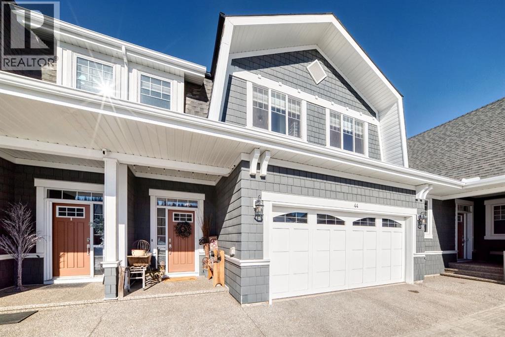 44 Riviera Way, Cochrane, Alberta  T4C 0W9 - Photo 4 - A2289909