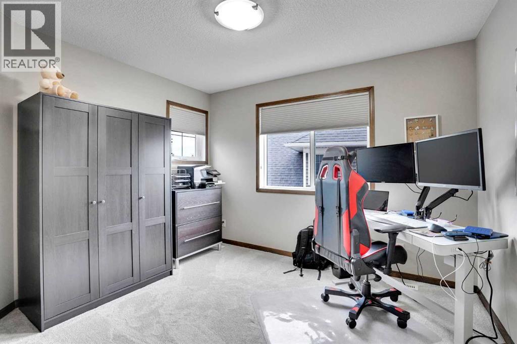 300 Coopers Hill SW, Airdrie, Alberta  T4B 0S1 - Photo 25 - A2295022