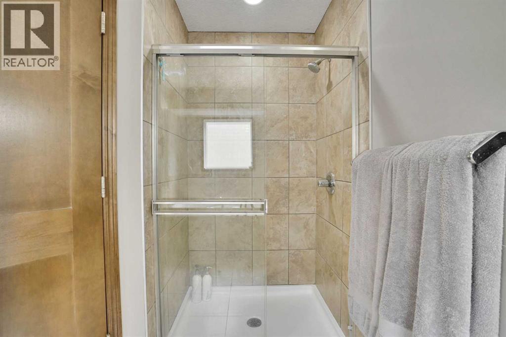 300 Coopers Hill SW, Airdrie, Alberta  T4B 0S1 - Photo 20 - A2295022