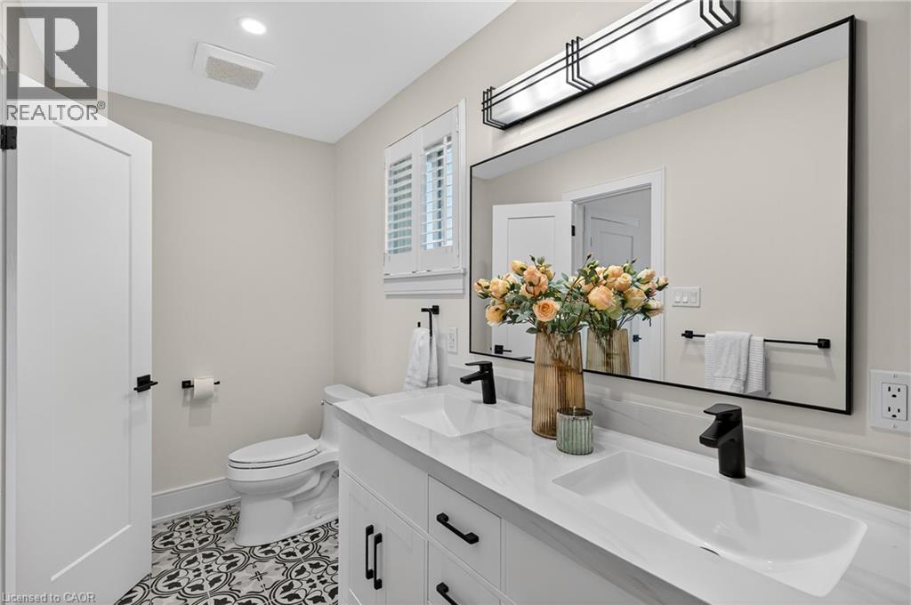 2347 Tweedsmuir Court, Burlington, Ontario  L7P 4K9 - Photo 21 - 40825714
