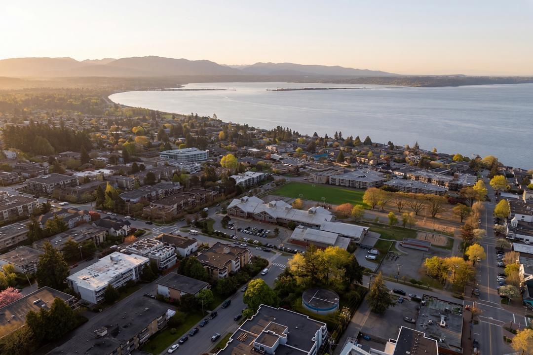 105 15265 Roper Avenue, White Rock, British Columbia  V4B 2E9 - Photo 36 - R3117388