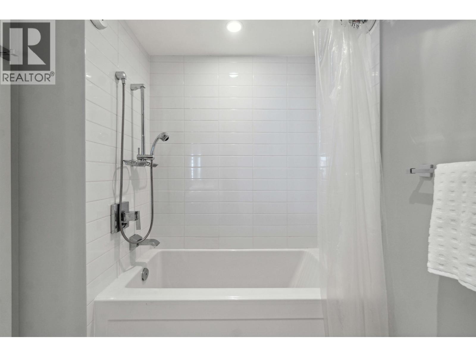 901 1320 Chesterfield Avenue, North Vancouver, British Columbia  V7M 0A6 - Photo 24 - R3117729