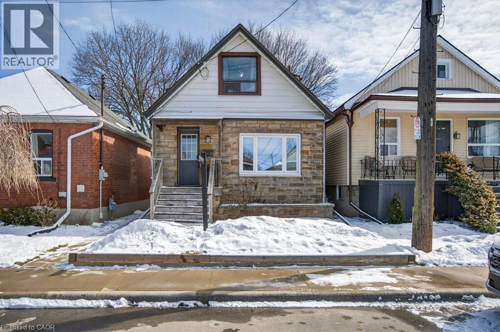 53 East 21st Street, Hamilton, Ontario  L8V 2T3 - Photo 1 - 40809045