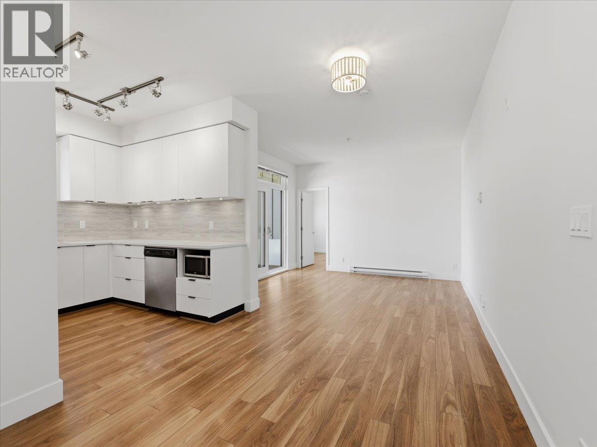 Ph29 5355 Lane Street, Burnaby, British Columbia  V5H 0H1 - Photo 3 - R3117273