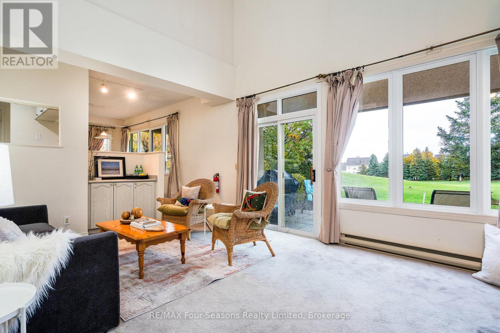 113 - 107 Wintergreen Place, Blue Mountains, Ontario  L9Y 0P8 - Photo 9 - X13062140